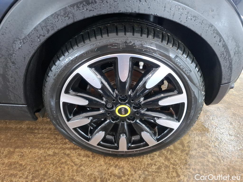  Mini  Mini   / 2014 / 3P / Berline Cooper SE Finition Yours 184 ch BVA #10