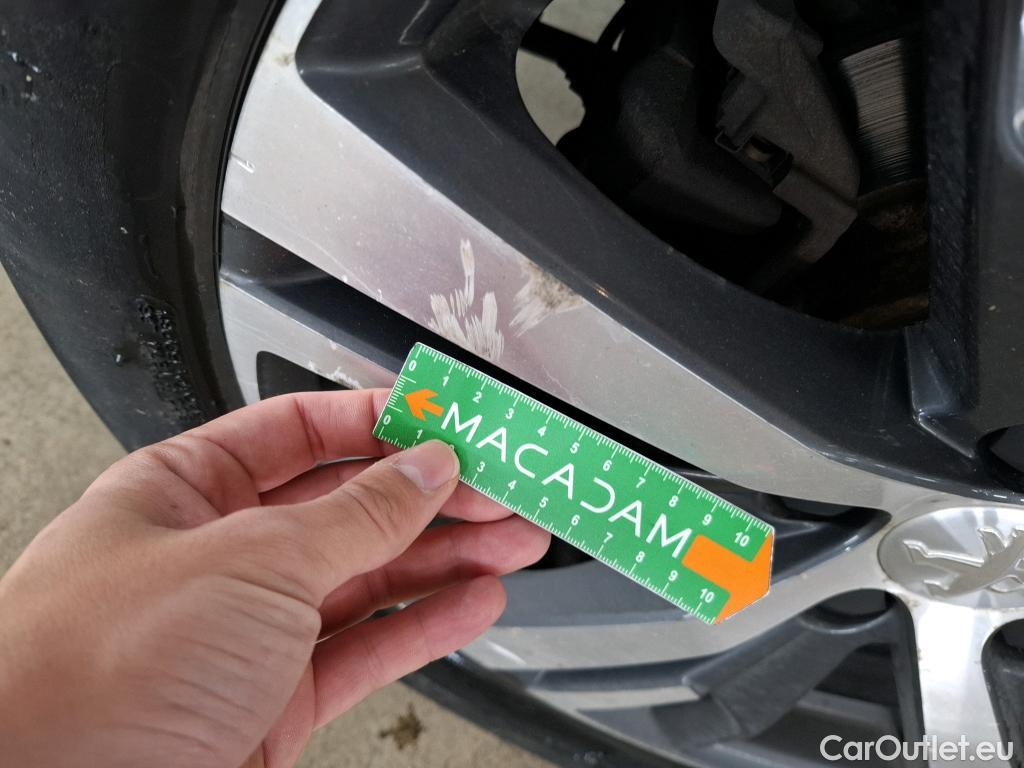  Peugeot  3008 PEUGEOT   2020  5P  SUV 16 HYBRID 225 EEAT8 Allure Pack #26