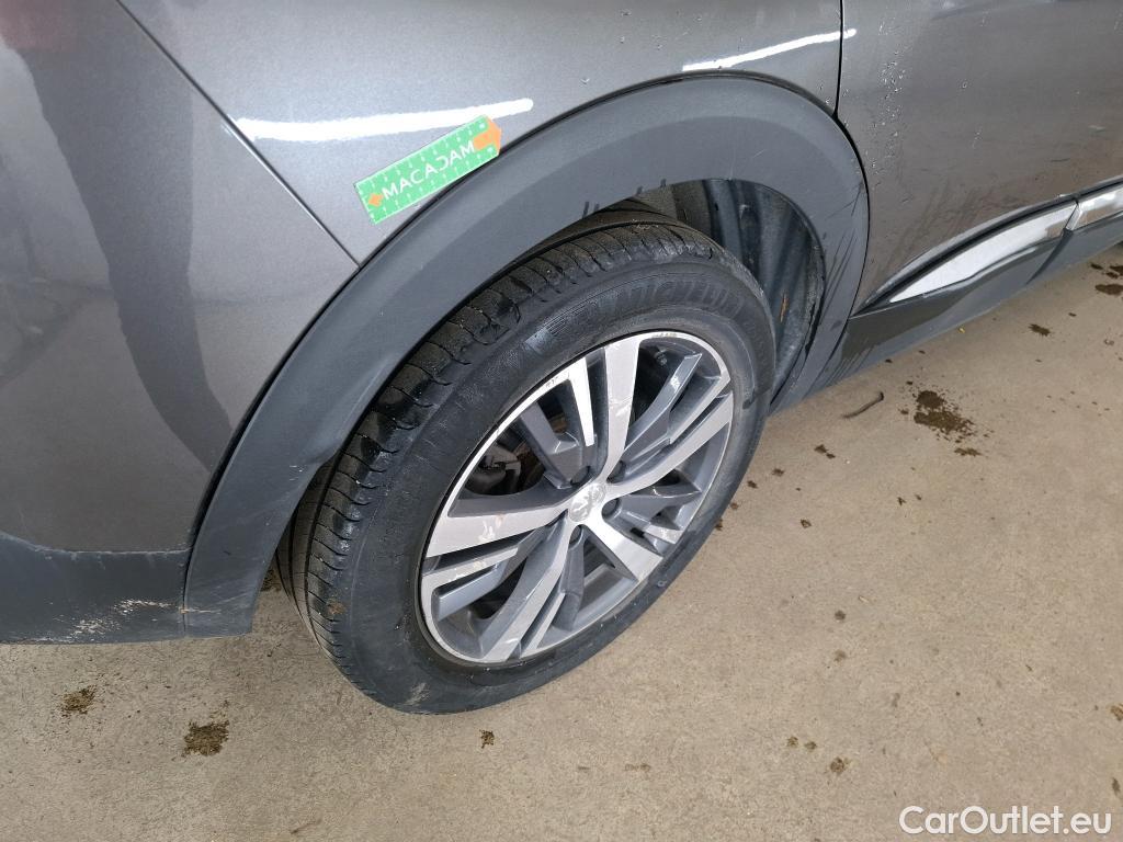  Peugeot  3008 PEUGEOT   2020  5P  SUV 16 HYBRID 225 EEAT8 Allure Pack #12