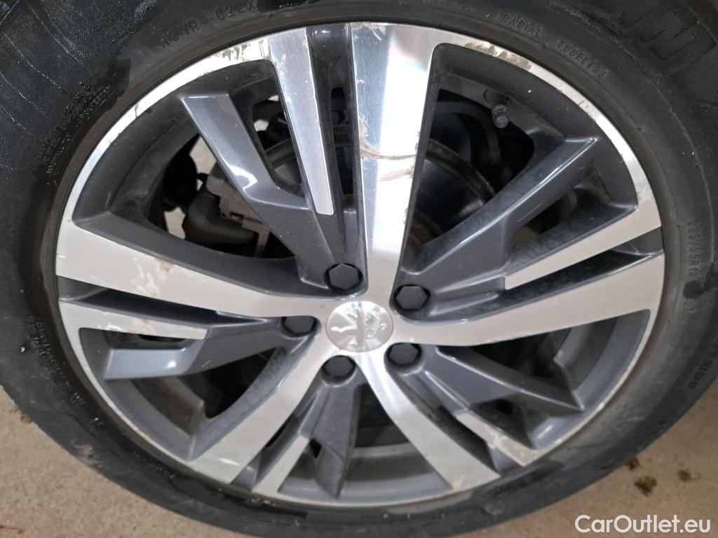  Peugeot  3008 PEUGEOT   2020  5P  SUV 16 HYBRID 225 EEAT8 Allure Pack #21