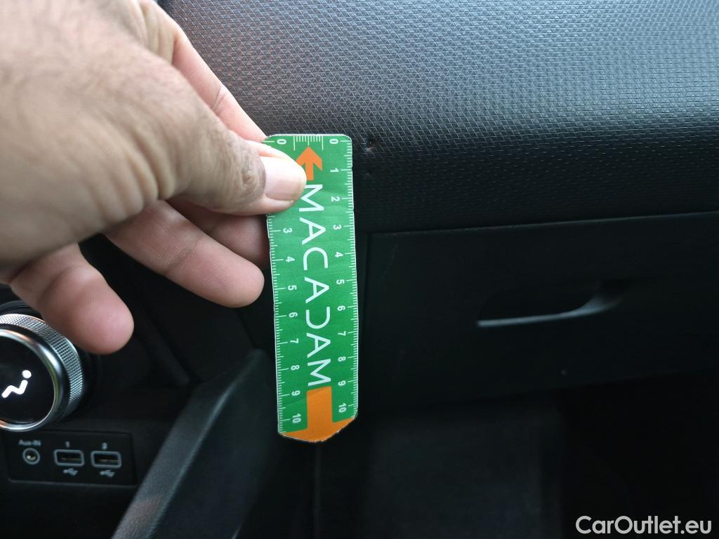  Renault  Clio  V Business 1.6 E-TECH Hybrid 140CV BVA6 E6d #44