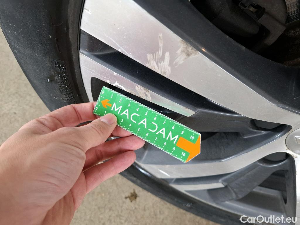  Peugeot  3008 PEUGEOT   2020  5P  SUV 16 HYBRID 225 EEAT8 Allure Pack #27