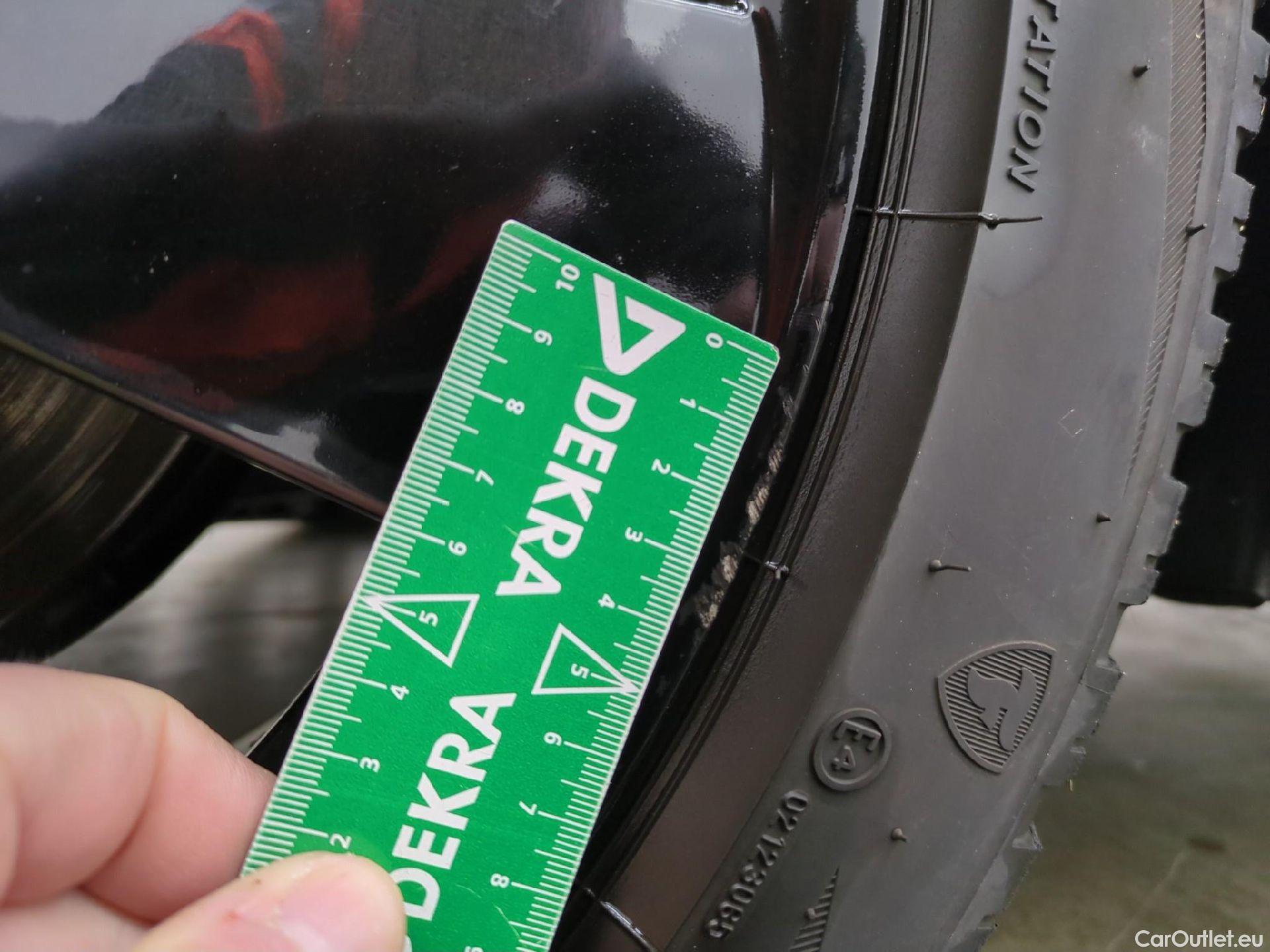  Skoda  Superb SKODA  Combi / 2019 / 5P / Break 1.4 TSI PHEV 218ch DSG6 Sportline #2