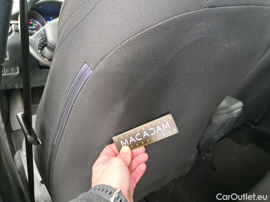  Toyota  C-HR TOYOTA  / 2016 / 5P / SUV 1.8 Hybride 122 Dynamic Business Beyond #11