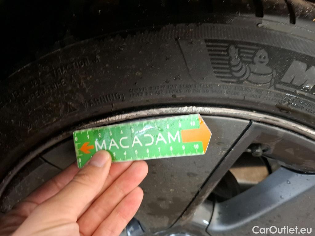  Tesla  Model 3 TESLA  / 2018 / 4P / Berline Grande Autonomie Dual Motor AWD #20