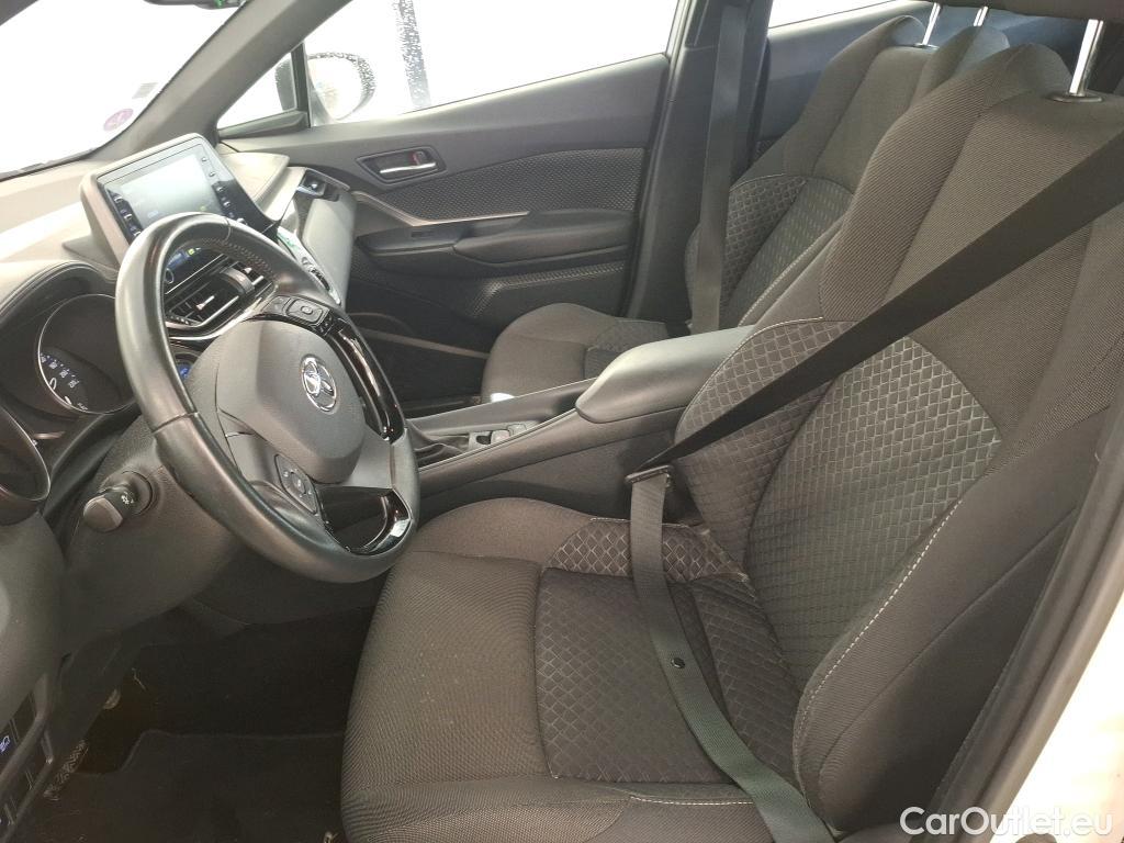  Toyota  C-HR TOYOTA  / 2016 / 5P / SUV 1.8 Hybride 122 Dynamic Business Stage A #9