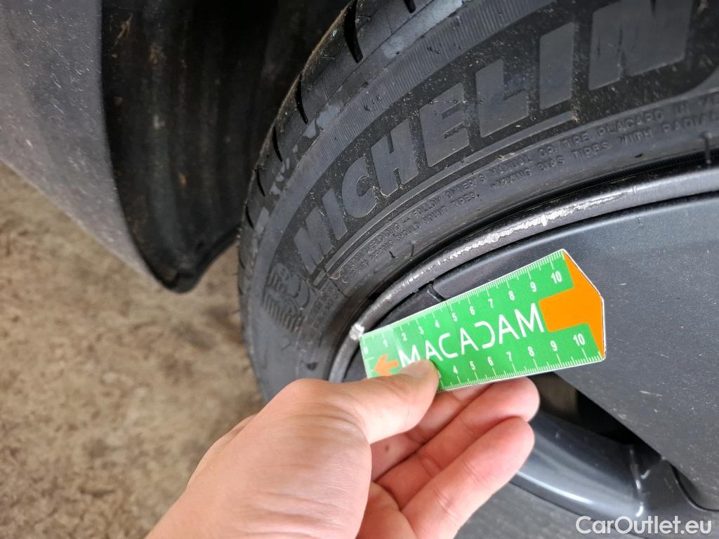  Tesla  Model 3 TESLA  / 2018 / 4P / Berline Grande Autonomie Dual Motor AWD #12