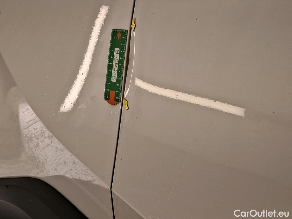  Toyota  C-HR TOYOTA  / 2016 / 5P / SUV 1.8 Hybride 122 Dynamic Business Stage A #8