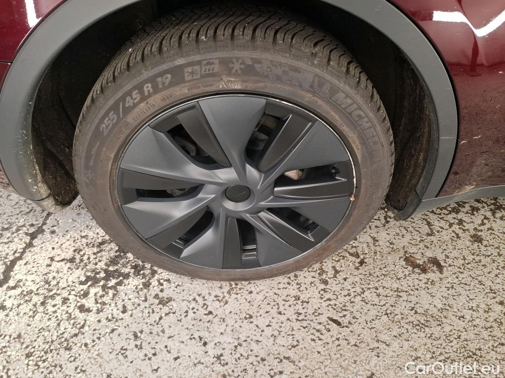  Tesla  Model Y TESLA  / 2020 / 5P / SUV Grande Autonomie RWD #10