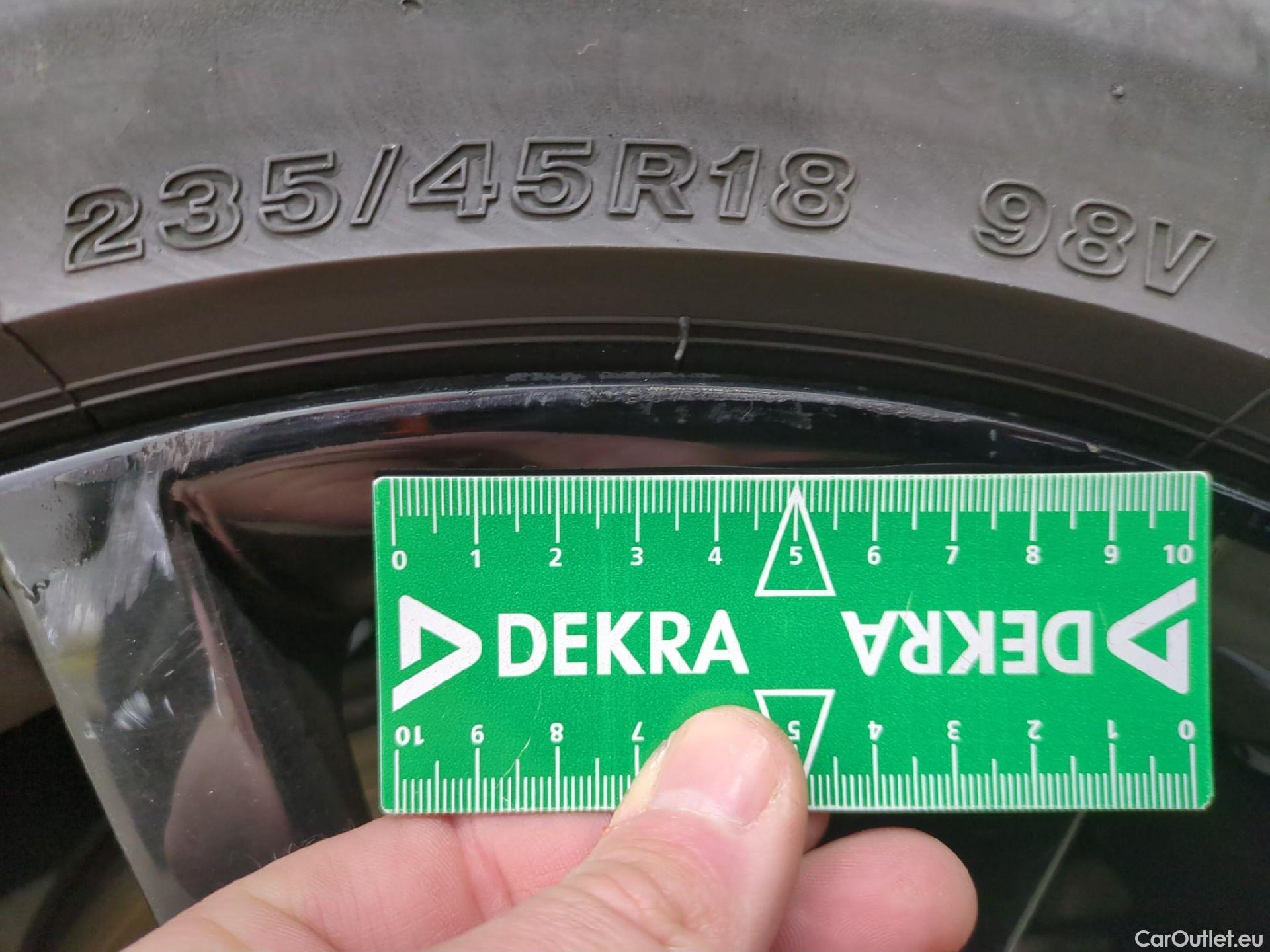  Skoda  Superb SKODA  Combi / 2019 / 5P / Break 1.4 TSI PHEV 218ch DSG6 Sportline #19