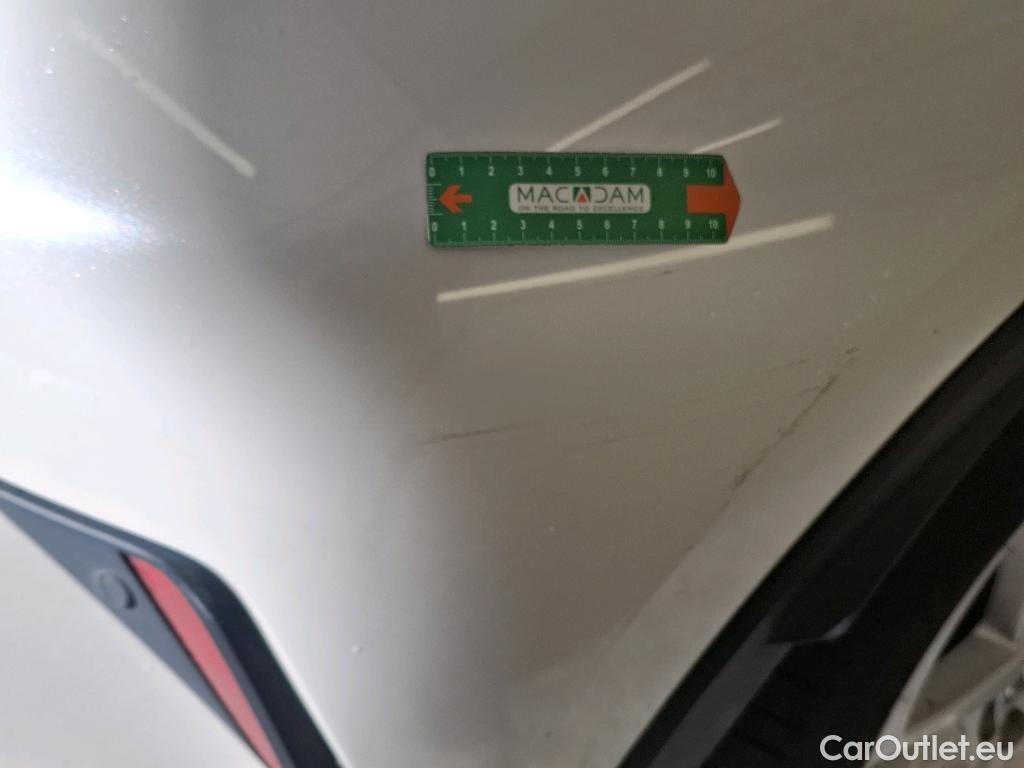  Toyota  C-HR TOYOTA  / 2016 / 5P / SUV 1.8 Hybride 122 Dynamic Business Stage A #2