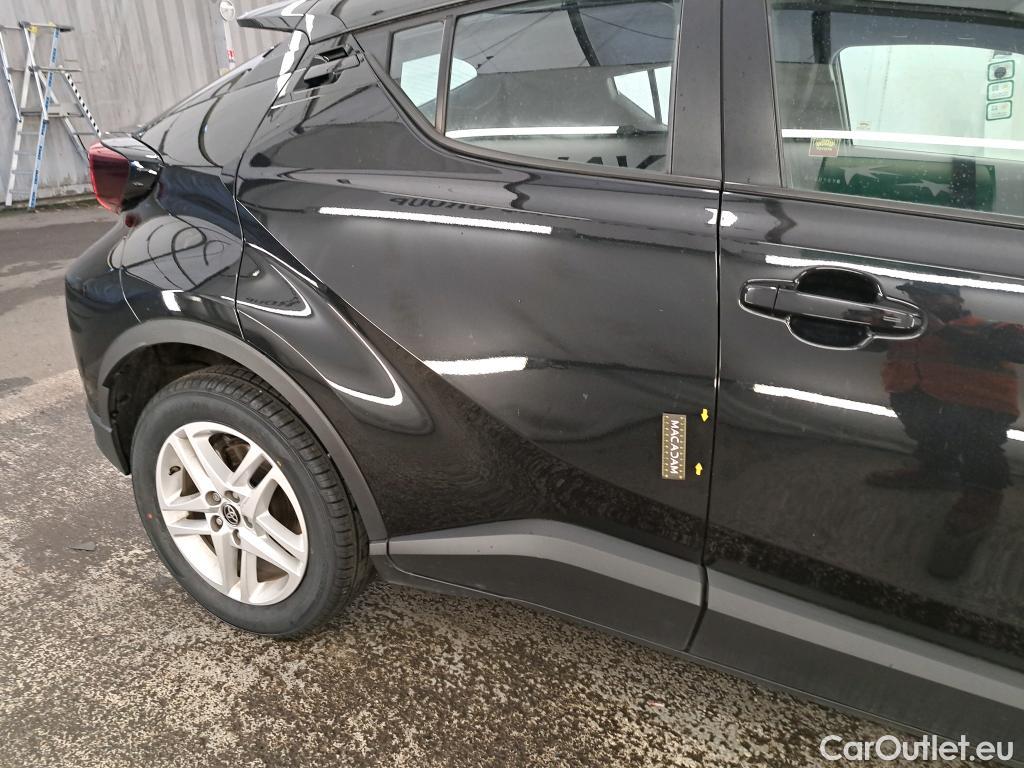  Toyota  C-HR TOYOTA  / 2016 / 5P / SUV 1.8 Hybride 122 Dynamic Business Beyond #1