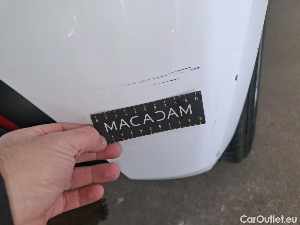  Toyota  Yaris TOYOTA  Hybride / 2019 / 5P / Berline Hybride 116h Dynamic Business Beyond Zer #39