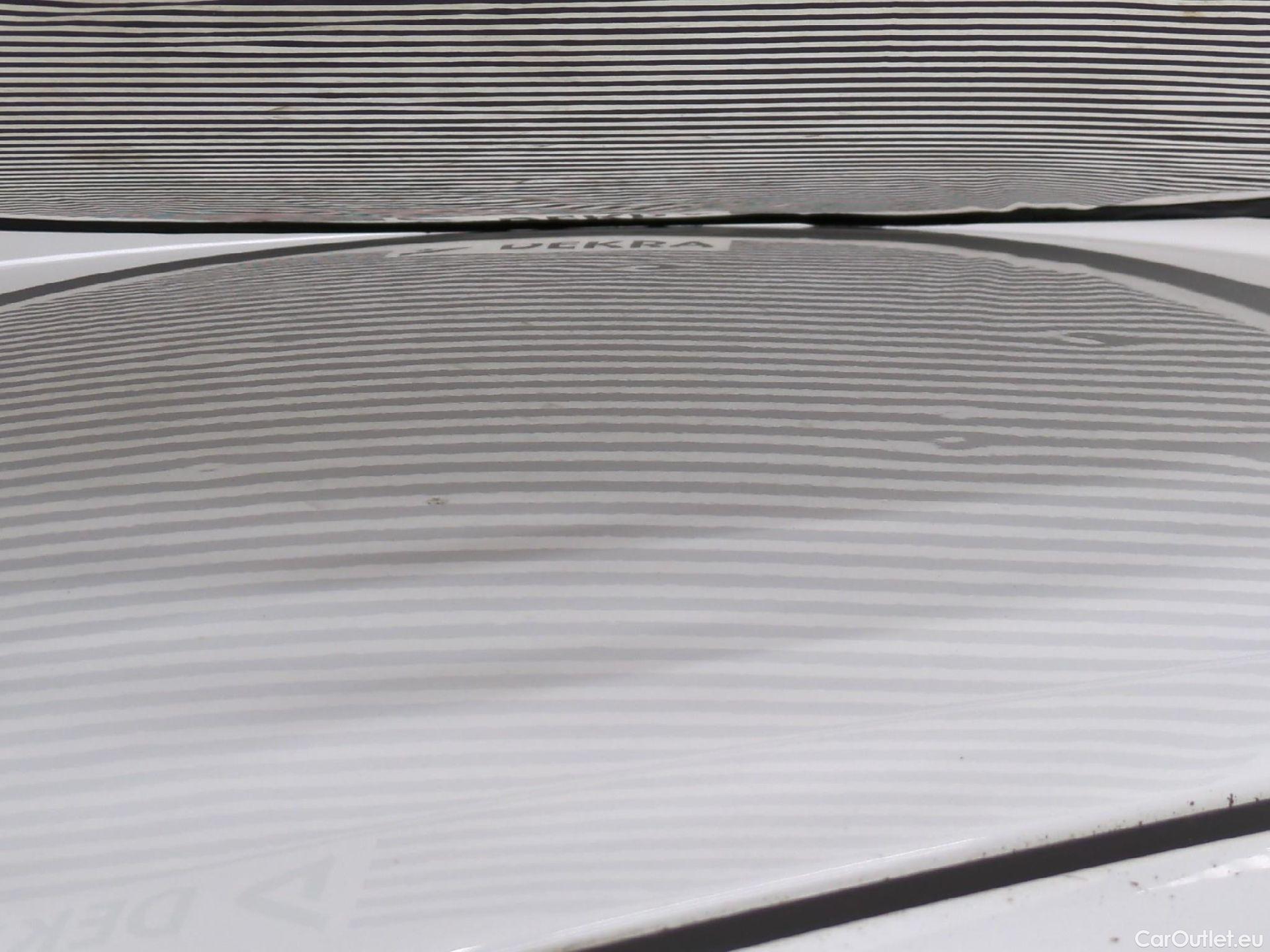  Toyota  Yaris TOYOTA  Hybride / 2017 / 5P / Berline 1.5 VVT-I HYBRID France Business #13