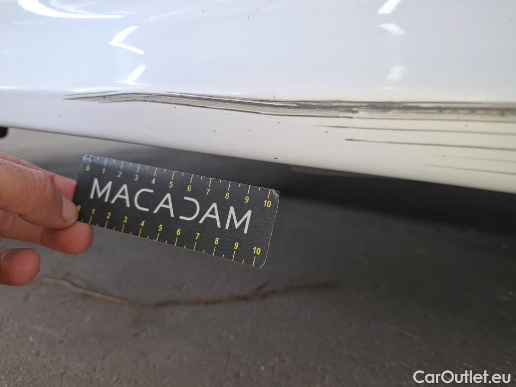  Toyota  Yaris TOYOTA  Hybride / 2019 / 5P / Berline Hybride 116h Dynamic Business Beyond Zer #29