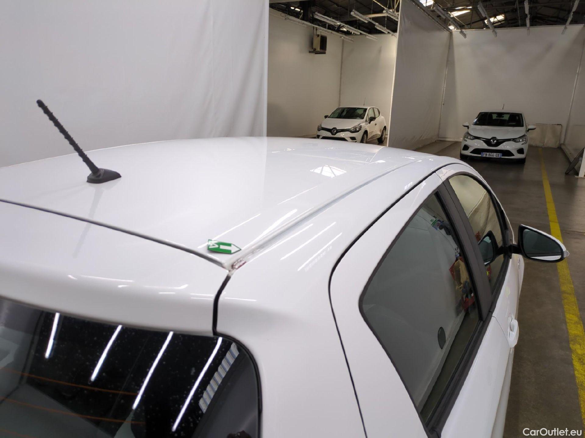  Toyota  Yaris TOYOTA  Hybride / 2017 / 5P / Berline 1.5 VVT-I HYBRID France Business #1