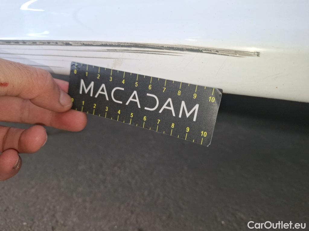  Toyota  Yaris TOYOTA  Hybride / 2019 / 5P / Berline Hybride 116h Dynamic Business Beyond Zer #27