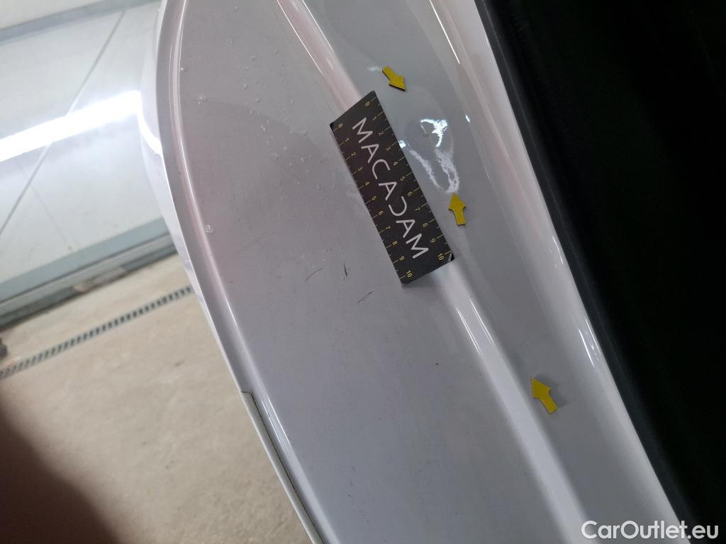  Toyota  Yaris TOYOTA  Hybride / 2019 / 5P / Berline Hybride 116h Dynamic Business Beyond Zer #42