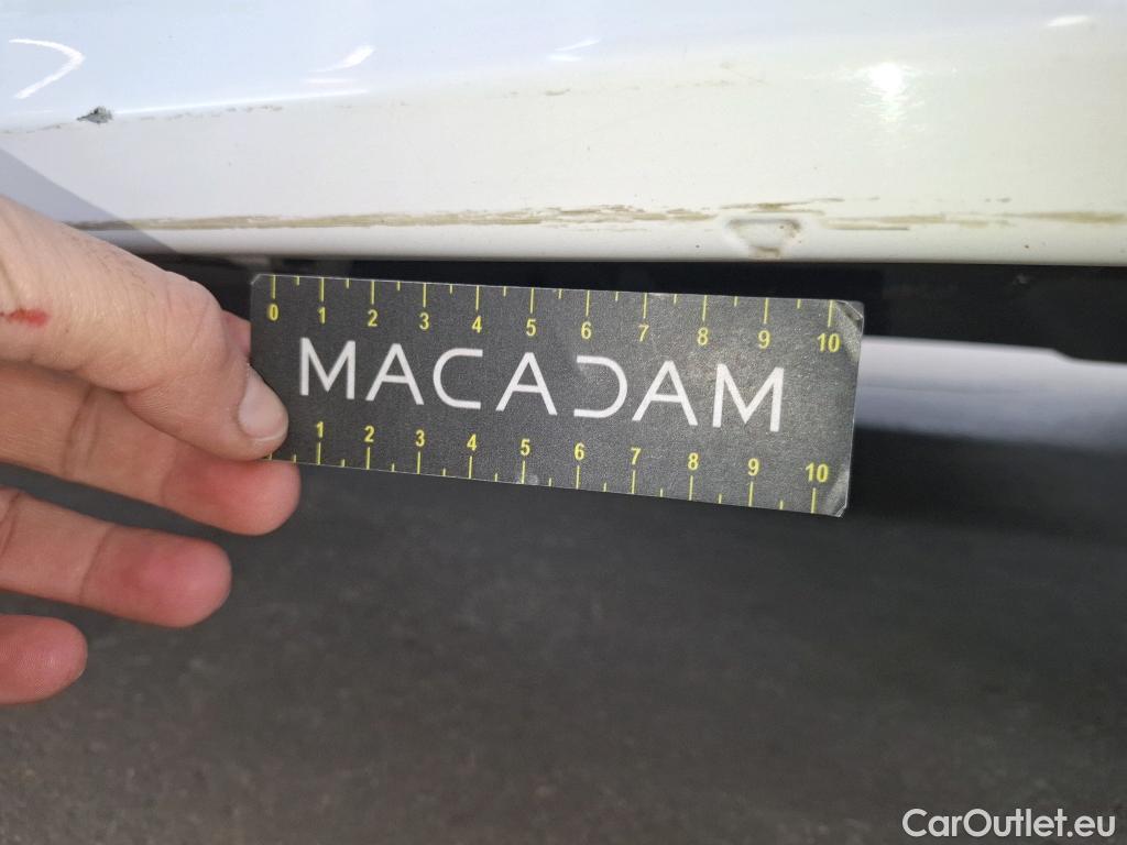  Toyota  Yaris TOYOTA  Hybride / 2019 / 5P / Berline Hybride 116h Dynamic Business Beyond Zer #47