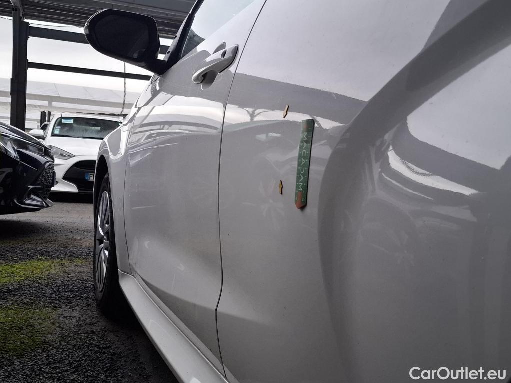  Toyota  Yaris TOYOTA  Hybride / 2019 / 5P / Berline Hybride 116h Dynamic Business Beyond Zer #78