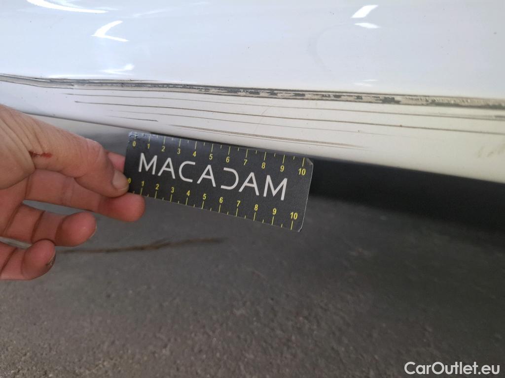  Toyota  Yaris TOYOTA  Hybride / 2019 / 5P / Berline Hybride 116h Dynamic Business Beyond Zer #28