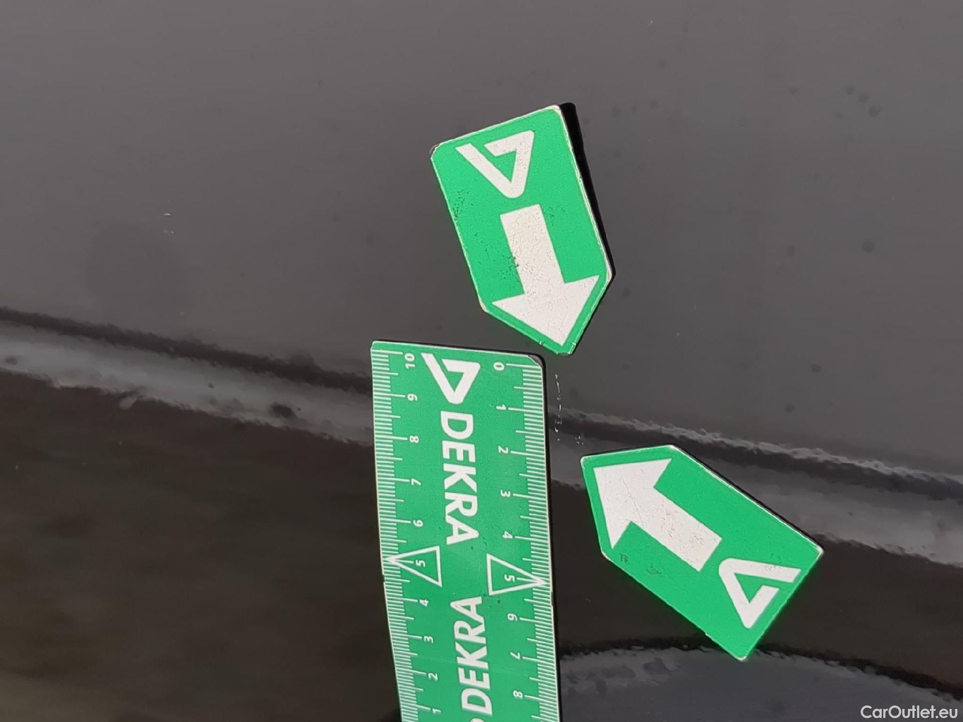  Toyota  RAV4 TOYOTA  Hybride / 2017 / 5P / SUV Hybride AWD 222ch Black Edition #22