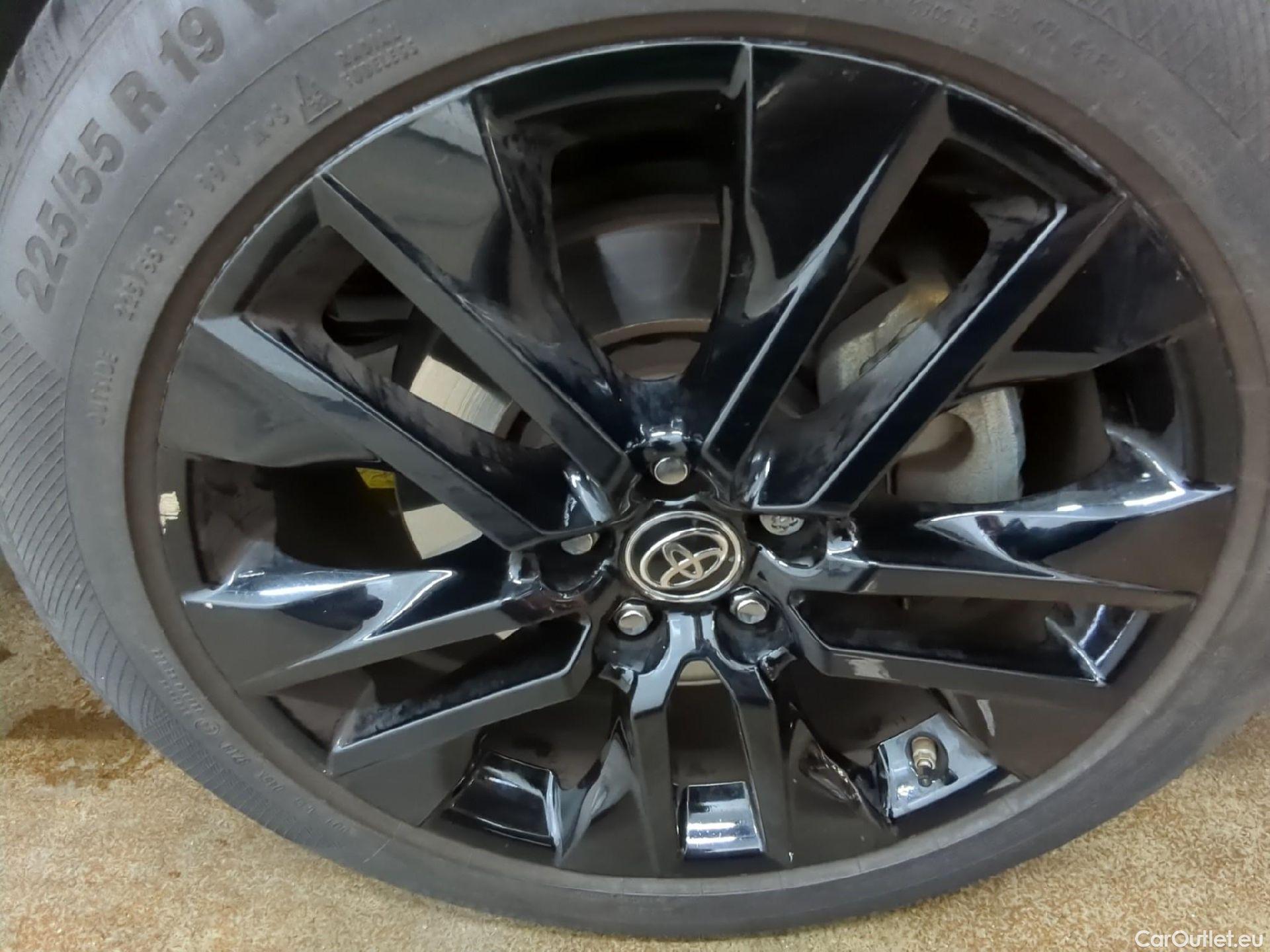  Toyota  RAV4 TOYOTA  Hybride / 2017 / 5P / SUV Hybride AWD 222ch Black Edition #3