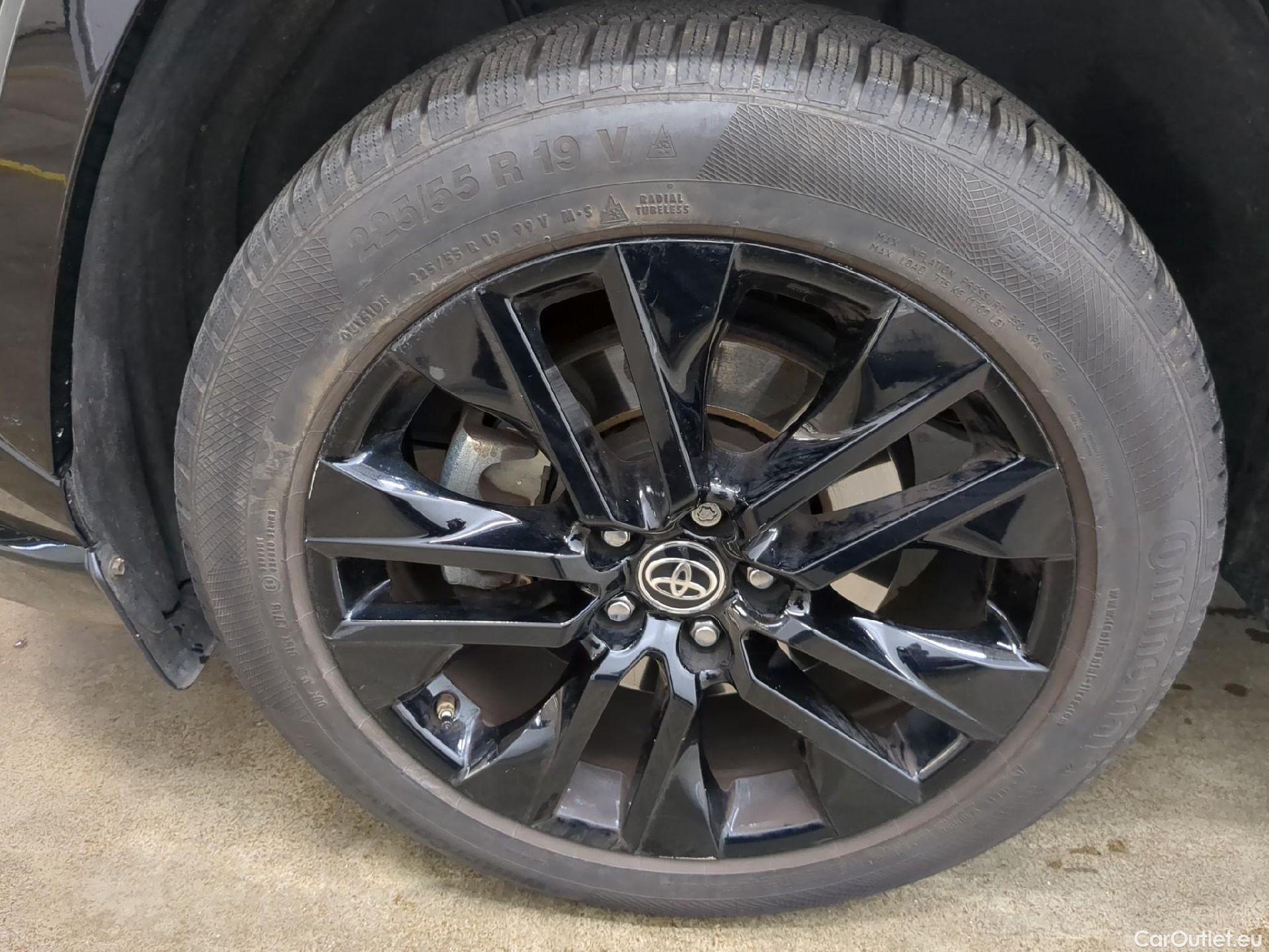  Toyota  RAV4 TOYOTA  Hybride / 2017 / 5P / SUV Hybride AWD 222ch Black Edition #2