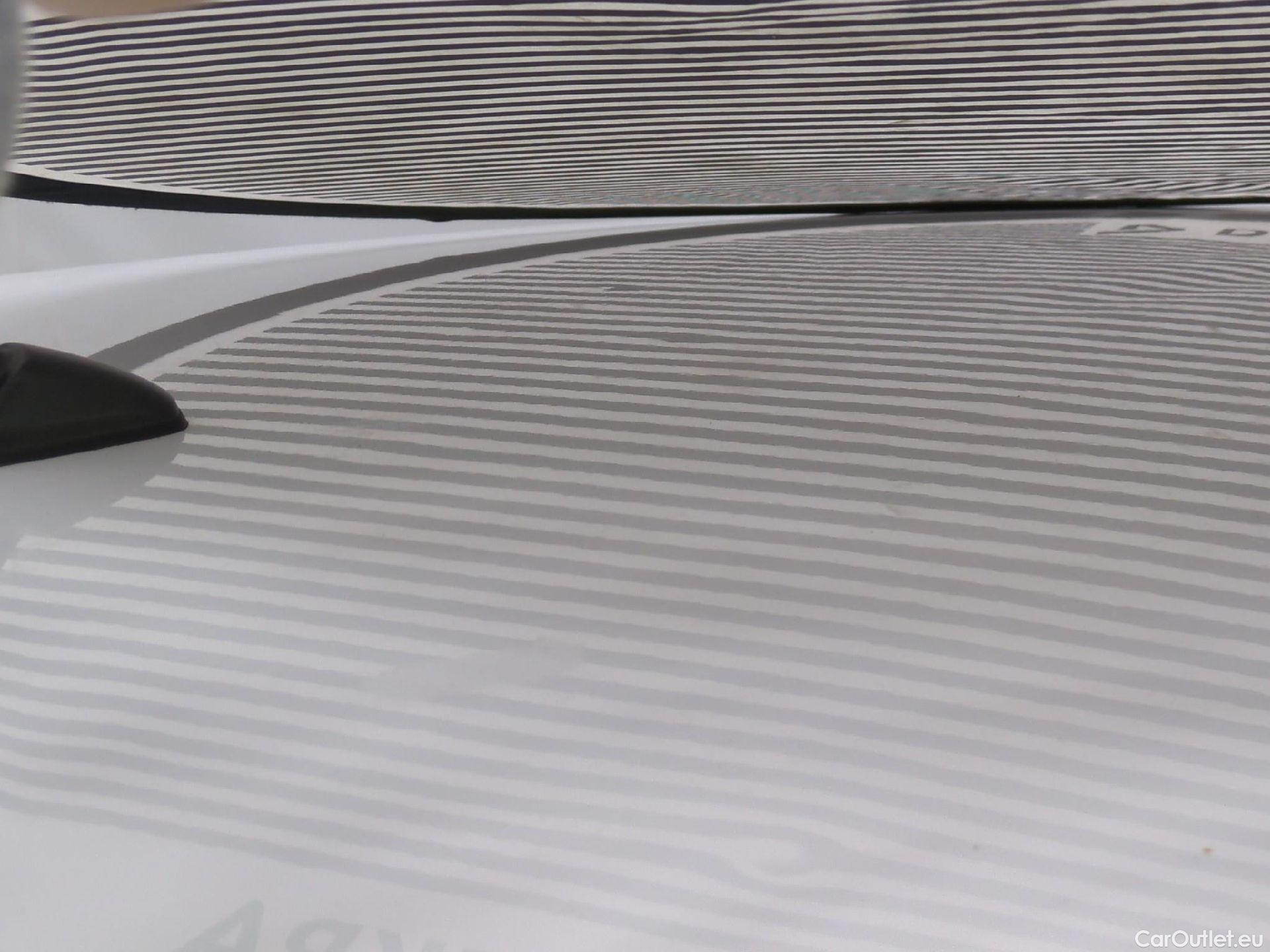  Toyota  Yaris TOYOTA  Hybride / 2017 / 5P / Berline 1.5 VVT-I HYBRID France Business #6