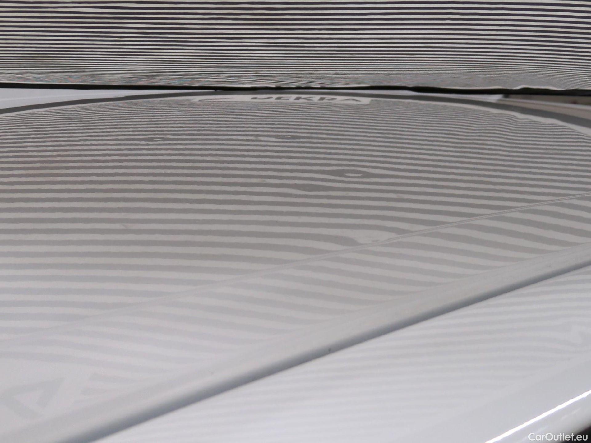  Toyota  Yaris TOYOTA  Hybride / 2017 / 5P / Berline 1.5 VVT-I HYBRID France Business #12