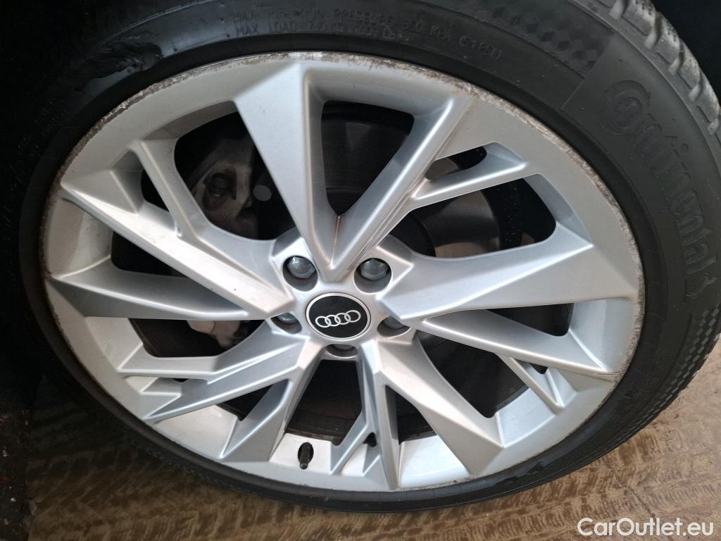  Audi  A5 Sportback AUDI  / 2019 / 5P / Berline 40 TDI 190 QTT S-TT 7 BUSI LINE SB #44