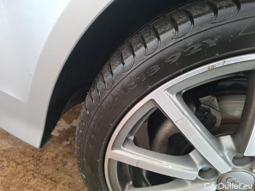  Audi  A3 AUDI  Sportback / 2016 / 5P / Berline 35 TFSI 150 COD S TRONIC DESIGN LUXE #28