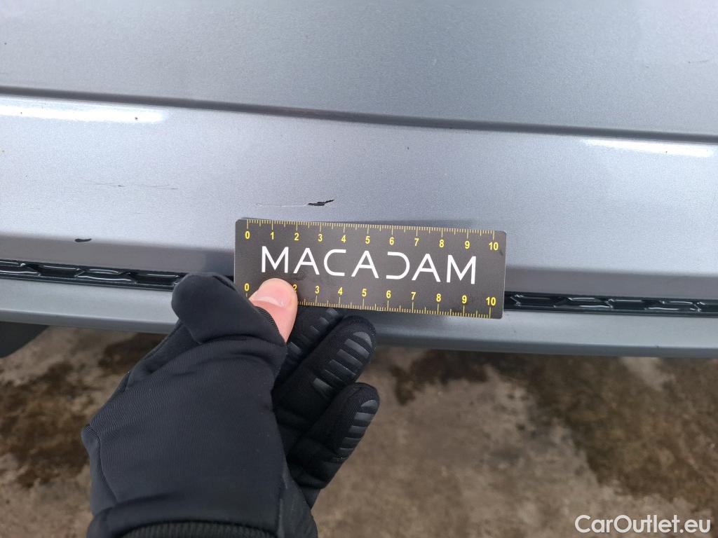  Audi  A3 AUDI  Sportback / 2016 / 5P / Berline 35 TFSI 150 COD S TRONIC DESIGN LUXE #15