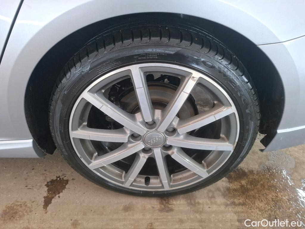  Audi  A3 AUDI  Sportback / 2016 / 5P / Berline 35 TFSI 150 COD S TRONIC DESIGN LUXE #73