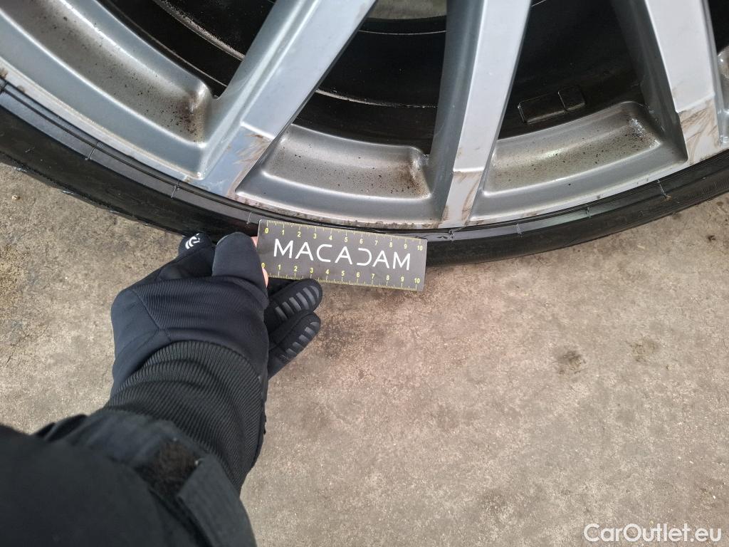  Audi  A3 AUDI  Sportback / 2016 / 5P / Berline 35 TFSI 150 COD S TRONIC DESIGN LUXE #43