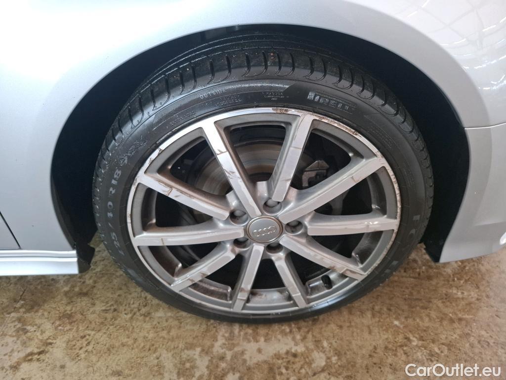  Audi  A3 AUDI  Sportback / 2016 / 5P / Berline 35 TFSI 150 COD S TRONIC DESIGN LUXE #35