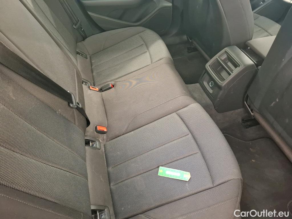  Audi  A4  Avant 30 TDI Business Line 2.0 TDI 135CV BVA7 E6d #12