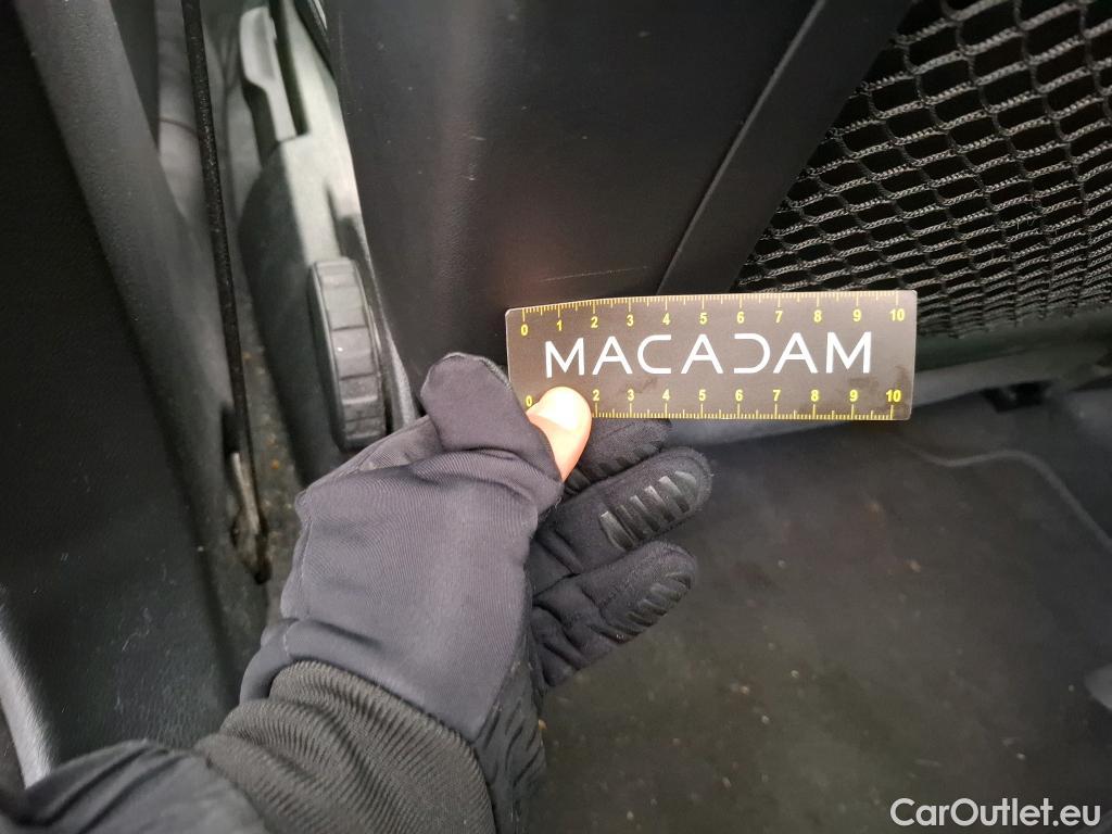  Audi  A3 AUDI  Sportback / 2016 / 5P / Berline 35 TFSI 150 COD S TRONIC DESIGN LUXE #51