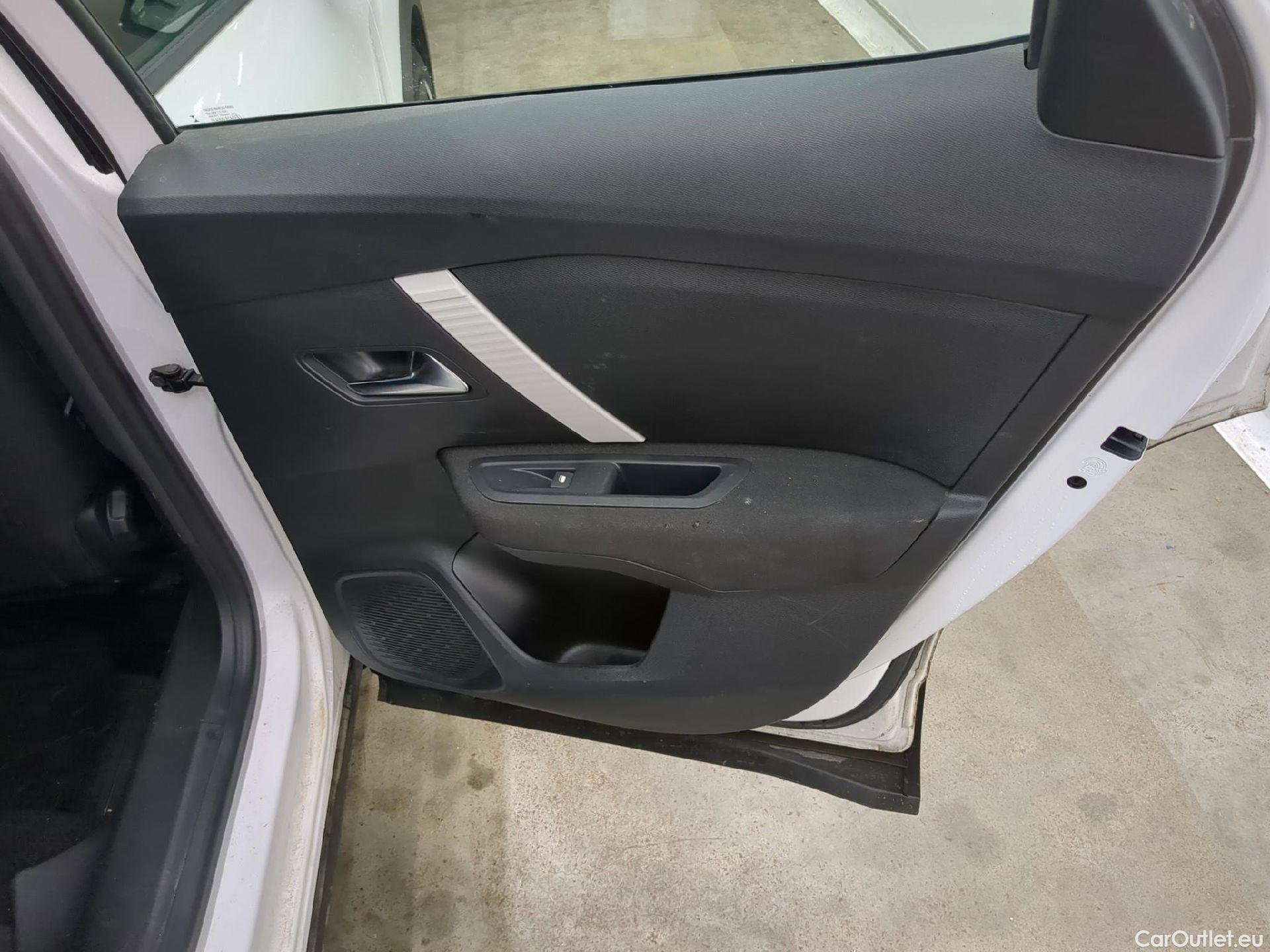  Citroen  C4  Berline Feel Nav Business R 1.5 BlueHDI 130CV BVA8 E6d / TRANSFO VP/VF #10