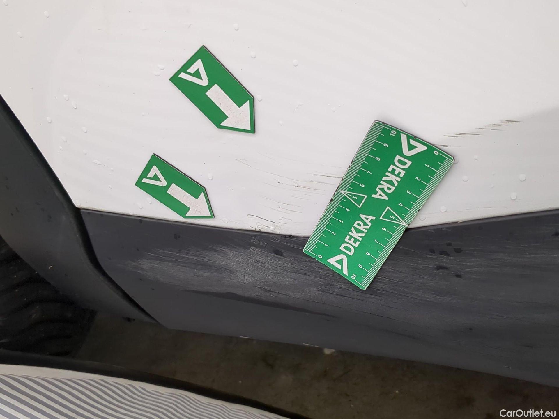  Citroen  C4  Berline Feel Nav Business R 1.5 BlueHDI 130CV BVA8 E6d / TRANSFO VP/VF #41