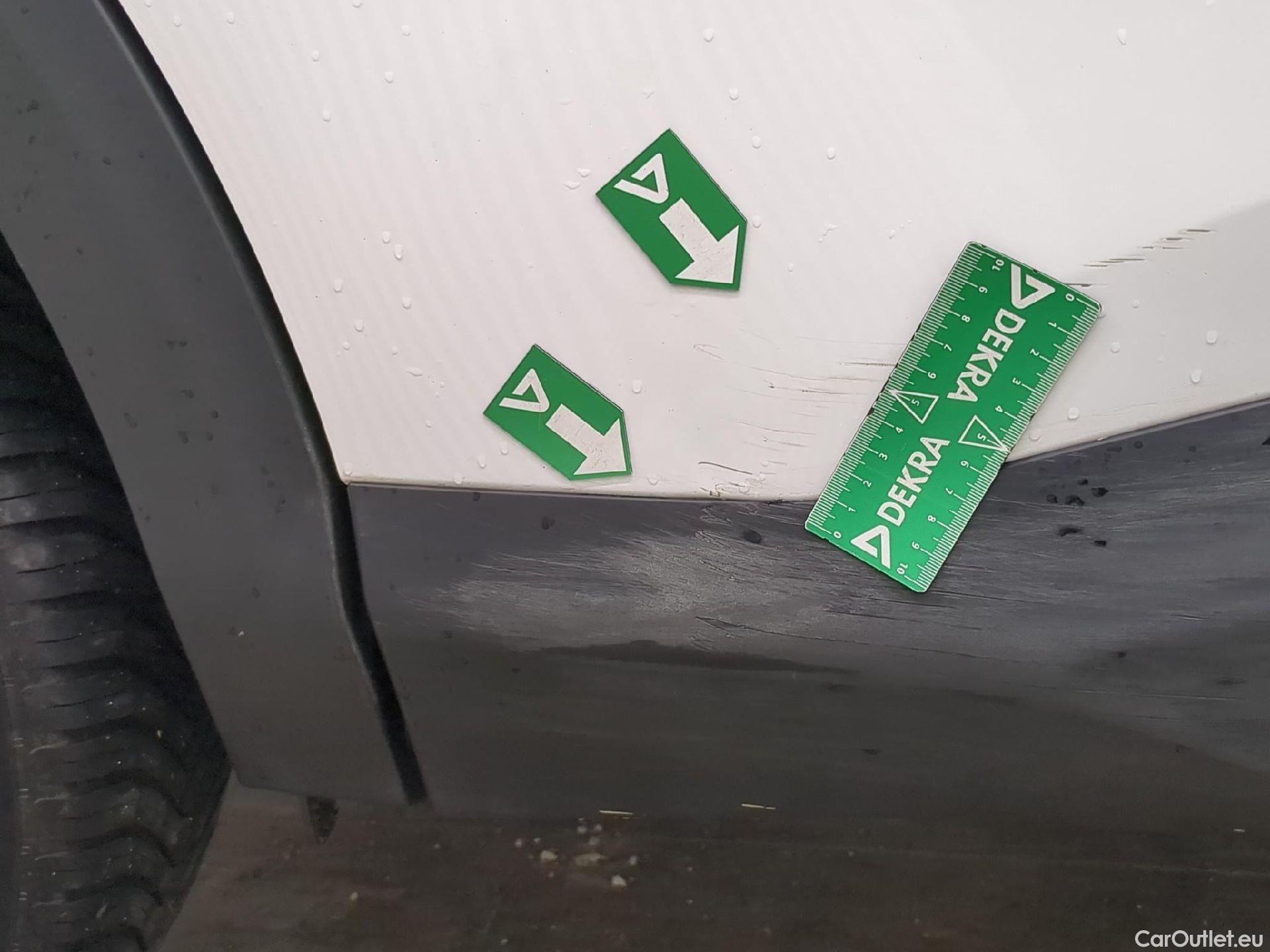  Citroen  C4  Berline Feel Nav Business R 1.5 BlueHDI 130CV BVA8 E6d / TRANSFO VP/VF #39