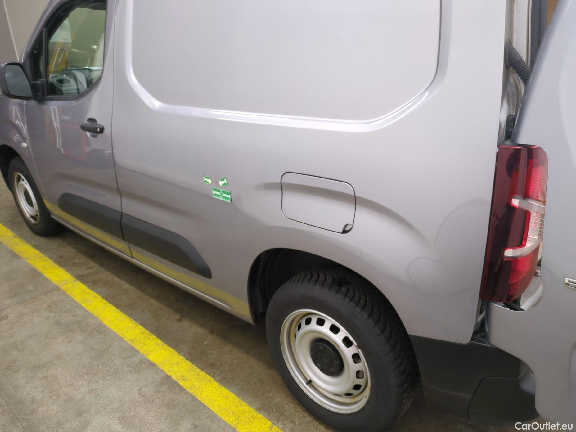  Citroen  Berlingo  Fourgon Club M 650 1.5 BlueHDi 100CV BVM6 E6d #15