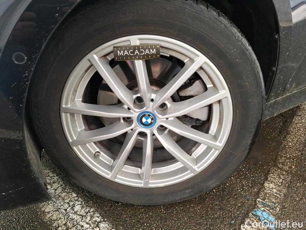  Bmw  Serie 3 BMW Série 3 Touring / 2022 / 5P / Break 320e 204ch Business Design BVA8 Hybride #3