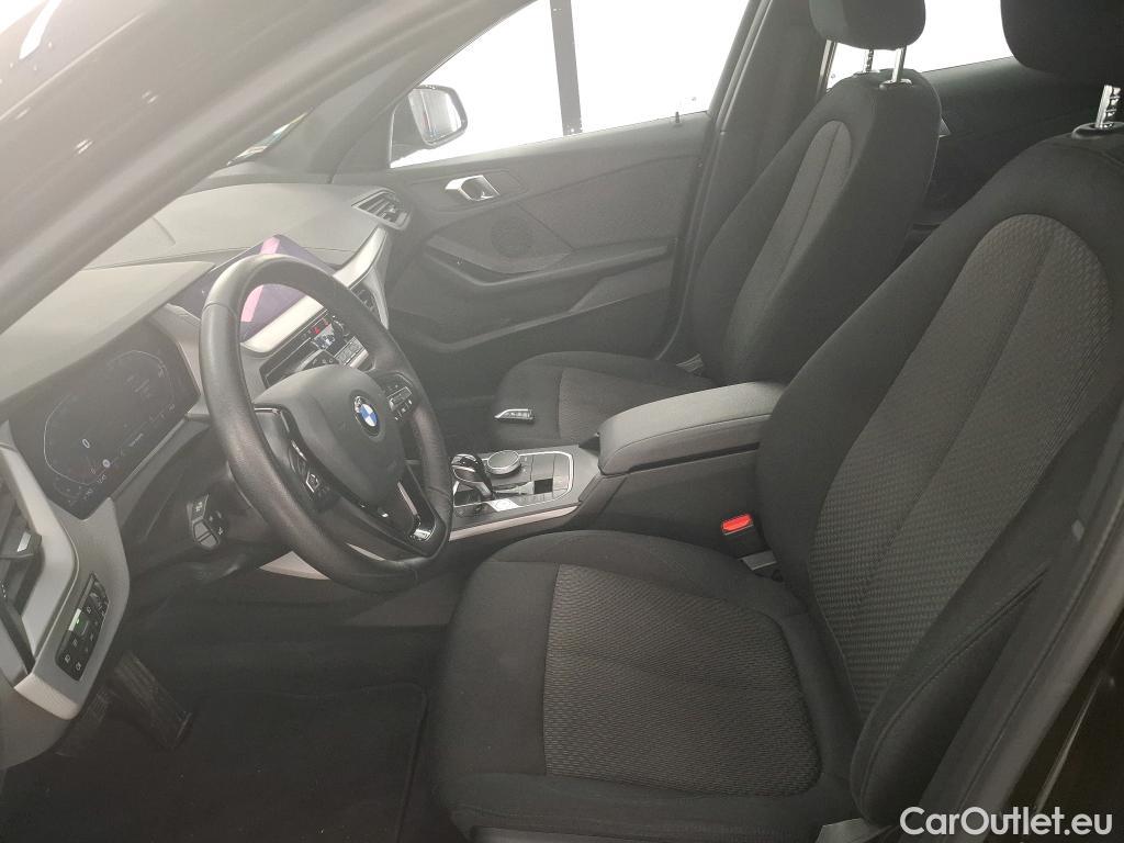  Bmw  Serie 1 BMW Série 1 / 2019 / 5P / Berline 1.5 116D DKG7 Business Design #33