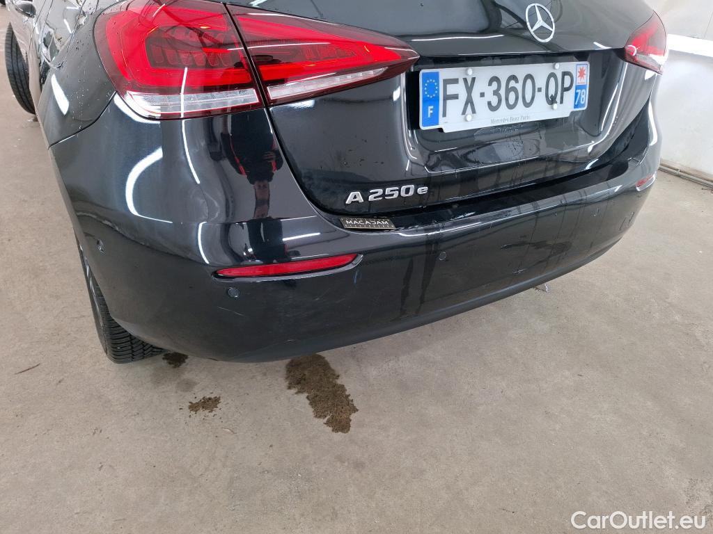  Mercedes  A-Klasse MERCEDES-BENZ Classe A Compact 2018 5P Berline A 250 e Business Line 8GDCT #5
