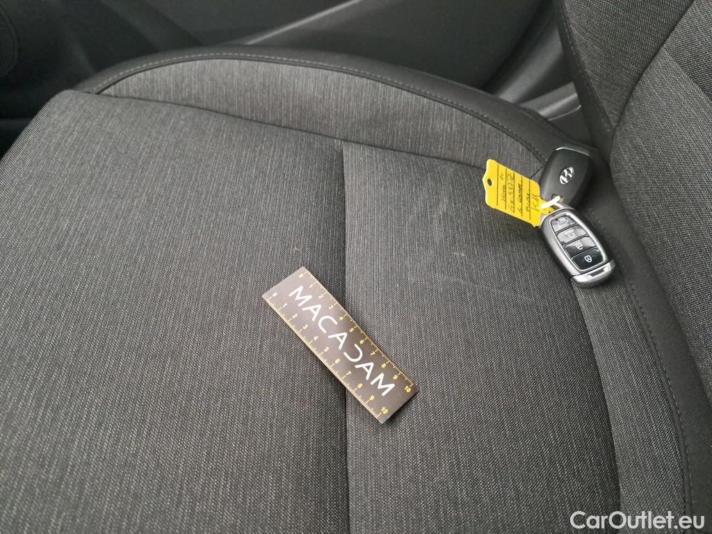  Hyundai  Konna HYUNDAI Kona 2020 5P SUV BEV 64KWH ELECTRIQUE 204CH CREATIVE #29