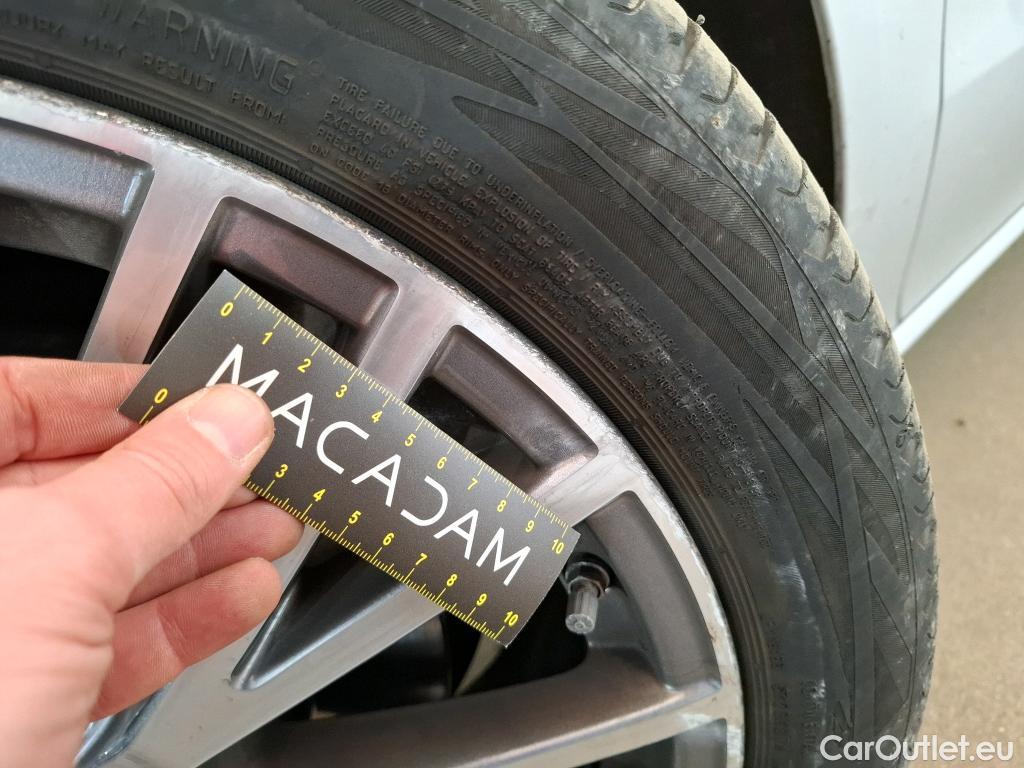  Mercedes  CLA-Klasse MERCEDESBENZ CLA Coupe  2019  4P  Coupé CLA 180 d Business Line BA8 #17