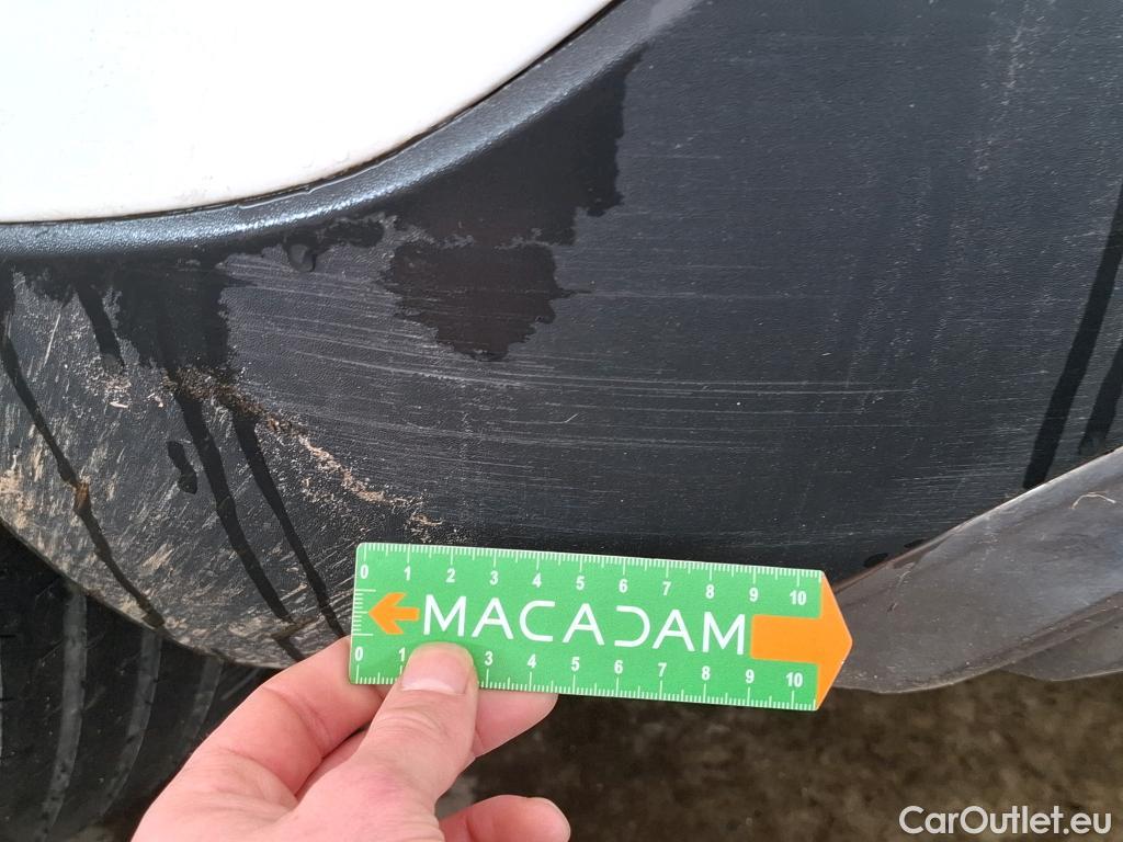  Mercedes  GLA MERCEDES-BENZ  / 2020 / 5P / SUV 1.3  250 e BUSINESS LINE DCT #29