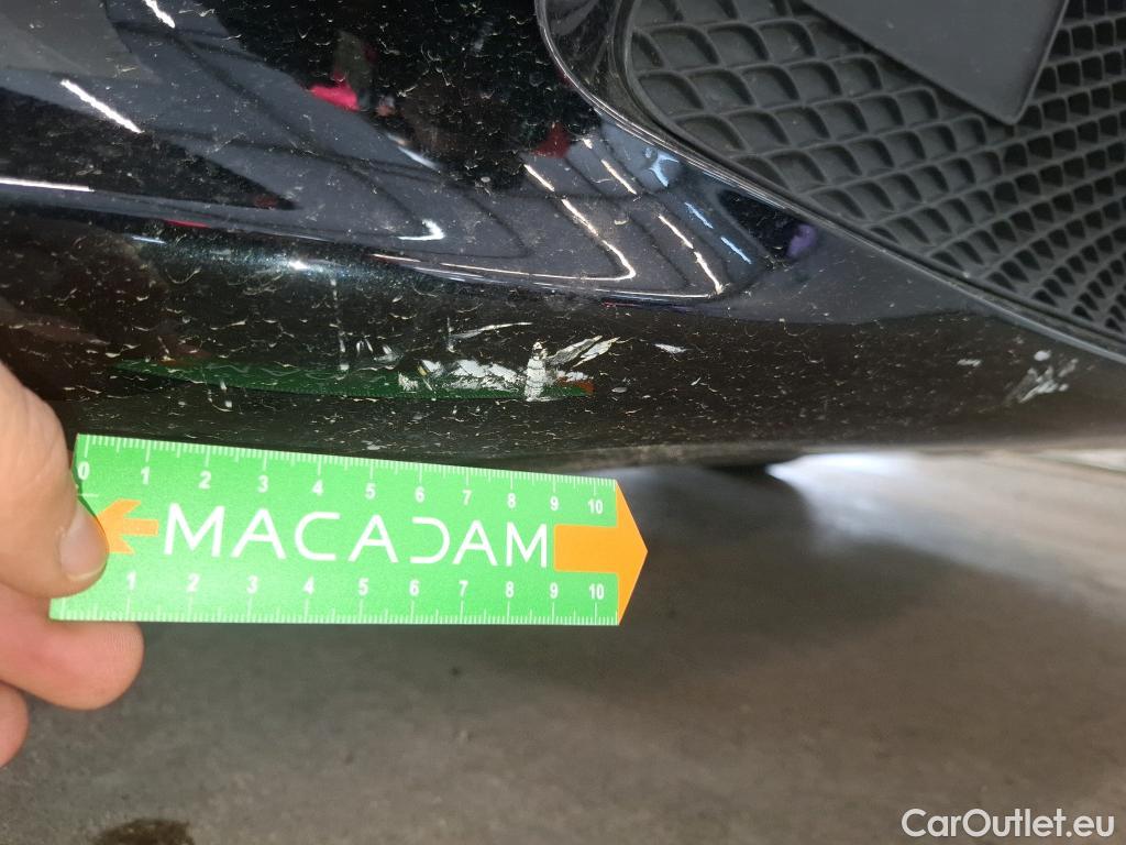  Mercedes  A-Klasse MERCEDES-BENZ Classe A Berline / 2018 / 4P / Berline A 200 Business Line 7G-DCT #12