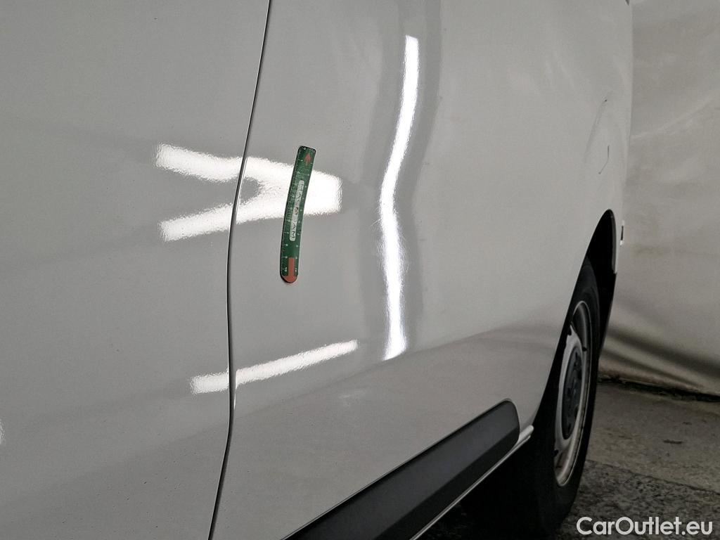  Citroen  Jumpy CITROEN  / 2016 / 4P / Combi Taille M BlueHDi 120 S&S BVM6 Confort #4